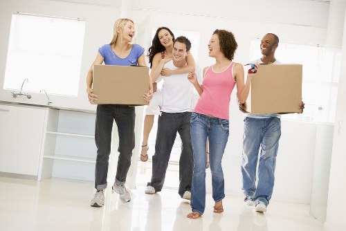 Commercial moving team in Berrylands