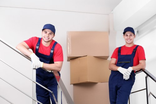 Berrylands Storage helping organize household belongings in a secure local storage space