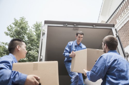 Free quote discussion for Berrylands storage pricing and cubic-yard rates